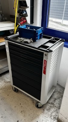1 Werkstattwagen Holex mit Kleinwerkzeugen
